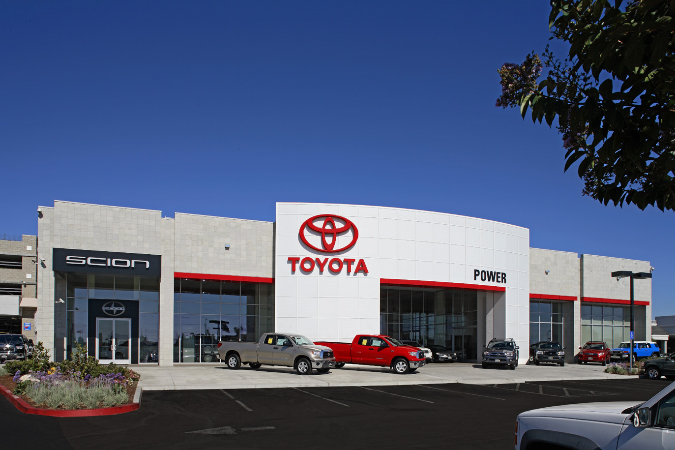 Toyota Cerritos